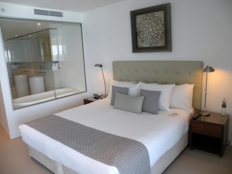 1905/4 ORACLE Charles Ave, Broadbeach QLD 4218