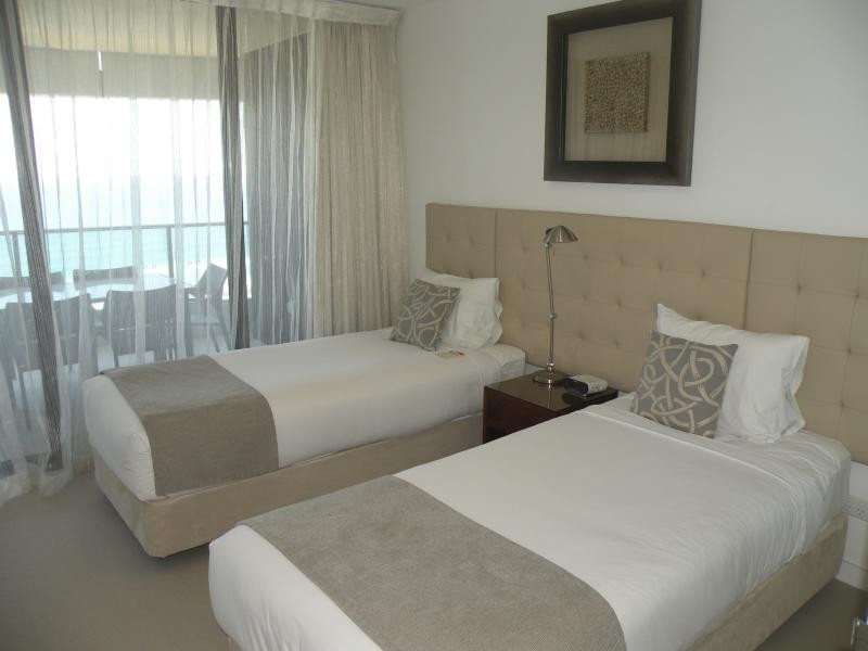 1905/4 ORACLE Charles Ave, Broadbeach QLD 4218