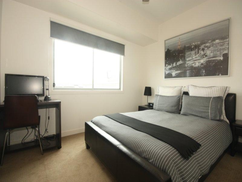 4 Bardon Avenue, Miami QLD 4220