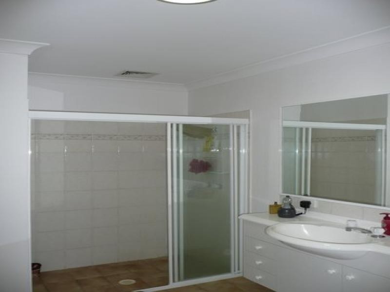 25 Lefroy Dve, Coombabah QLD 4216