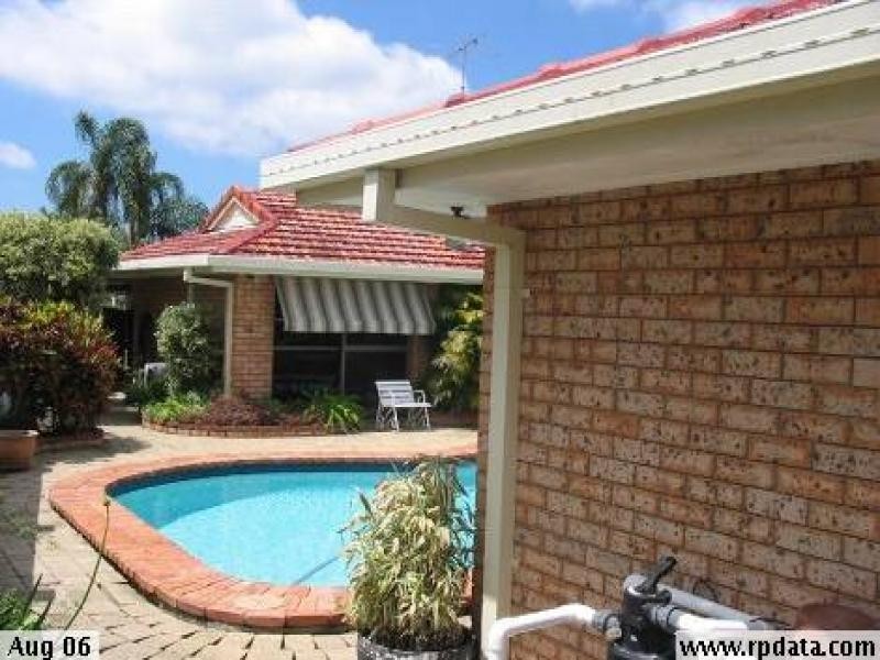 49 Blair Athol Crescent, Sorrento QLD 4217