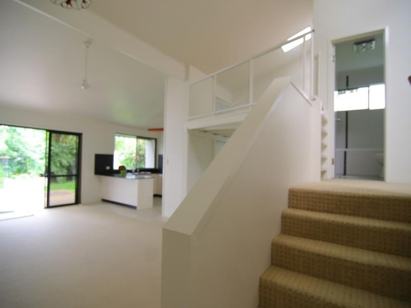 1/9 Freyburg Street, Sorrento QLD 4217