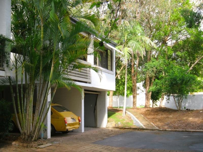 1/9 Freyburg Street, Sorrento QLD 4217
