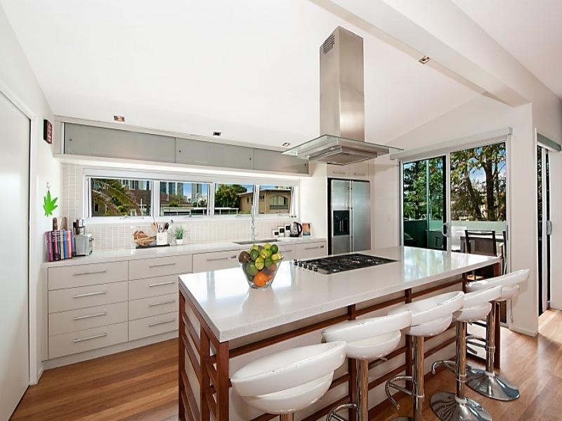 16  Sunset Boulevarde, Surfers Paradise QLD 4217