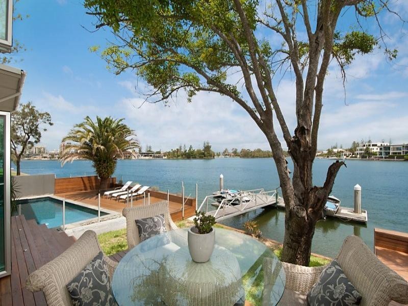 16  Sunset Boulevarde, Surfers Paradise QLD 4217
