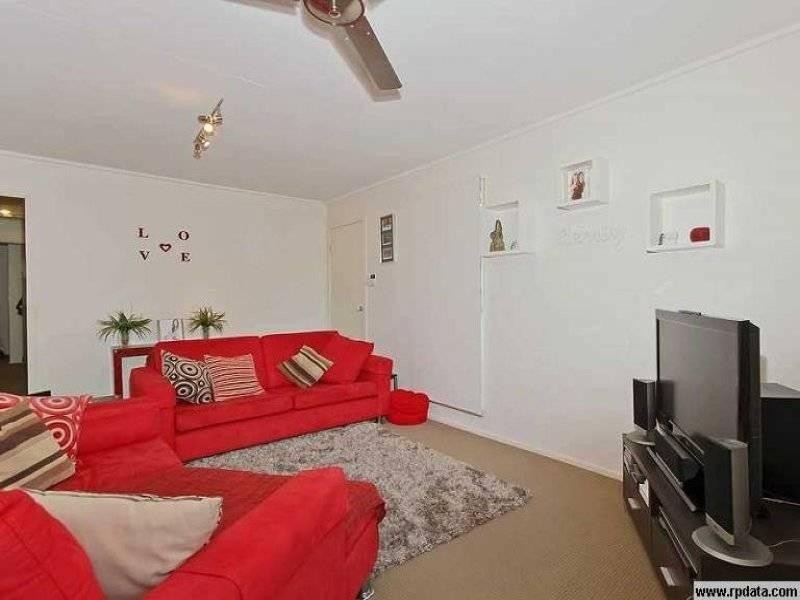 4B Viburnum St, Varsity Lakes QLD 4227