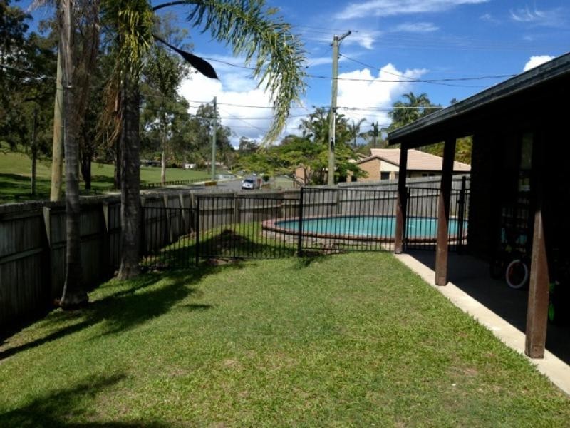 2 Tibor, Ashmore QLD 4214