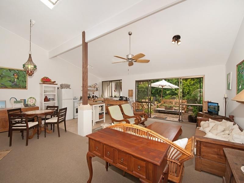 4/7 CAmpbell Street, Sorrento QLD 4217