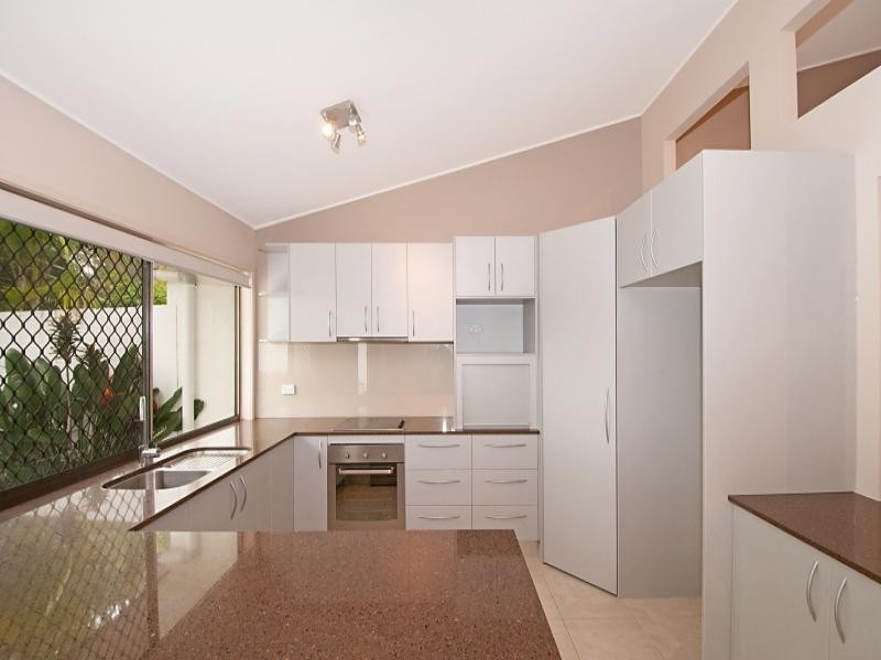 9/7 Campbell Street, Sorrento QLD 4217