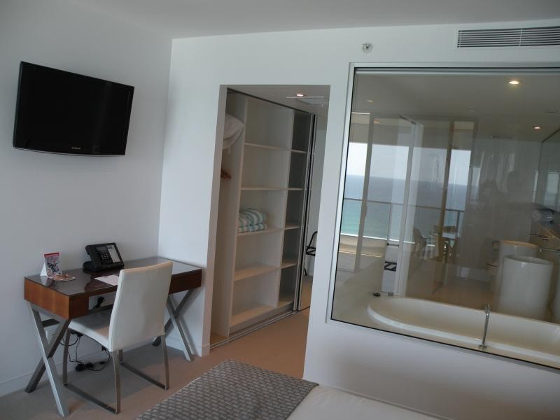 1905/4 Charles Avenue, Broadbeach QLD 4218