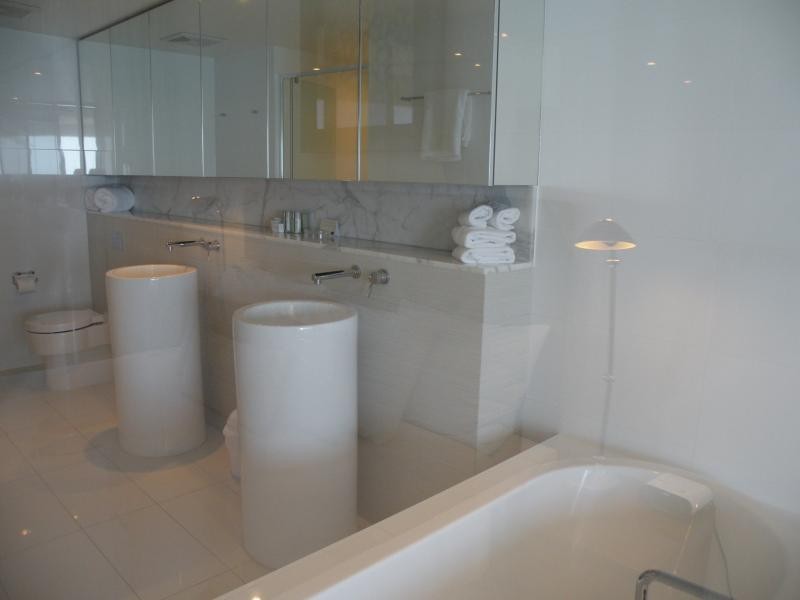 1905/4 Charles Avenue, Broadbeach QLD 4218