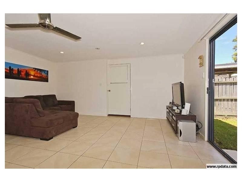 4A Viburnum St, Varsity Lakes QLD 4227