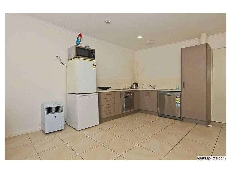 4A Viburnum St, Varsity Lakes QLD 4227