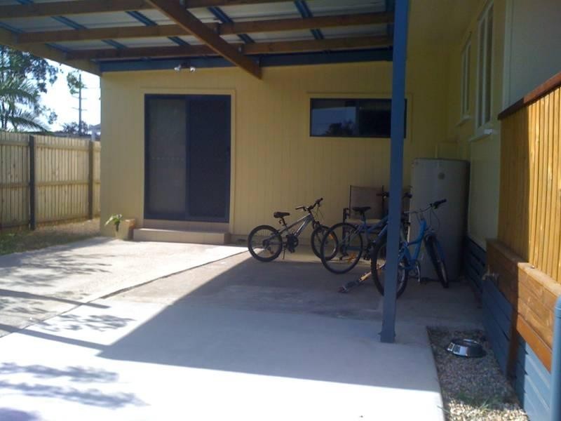 4A Viburnum St, Varsity Lakes QLD 4227