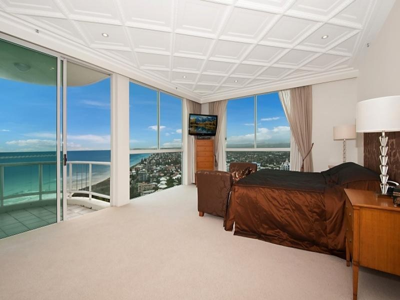 122/177 Old Burleigh Road, Broadbeach QLD 4218