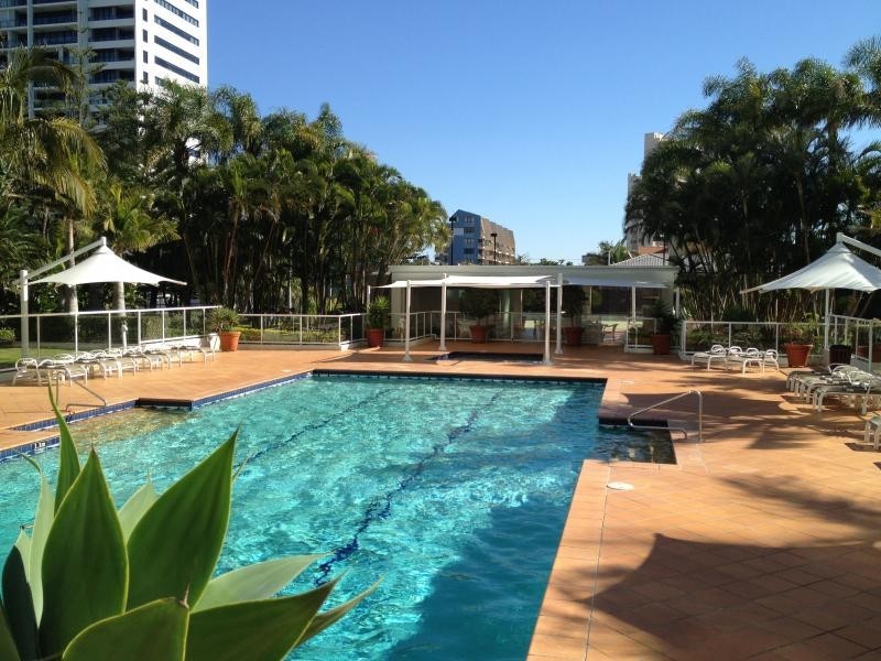 122/177 Old Burleigh Road, Broadbeach QLD 4218