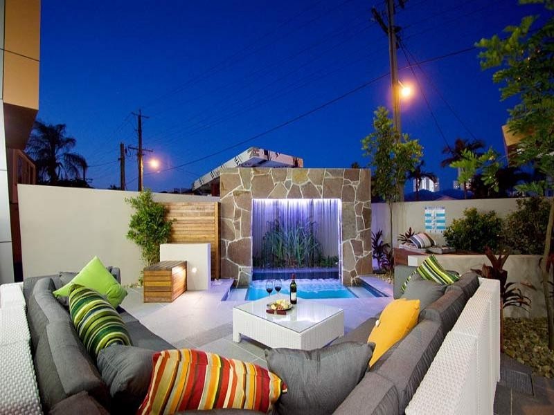 Villa/Villa 3 Stanhill Drive, Surfers Paradise QLD 4217