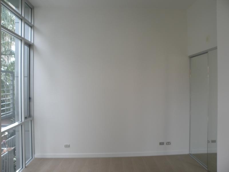 Villa/Villa 3 Stanhill Drive, Surfers Paradise QLD 4217