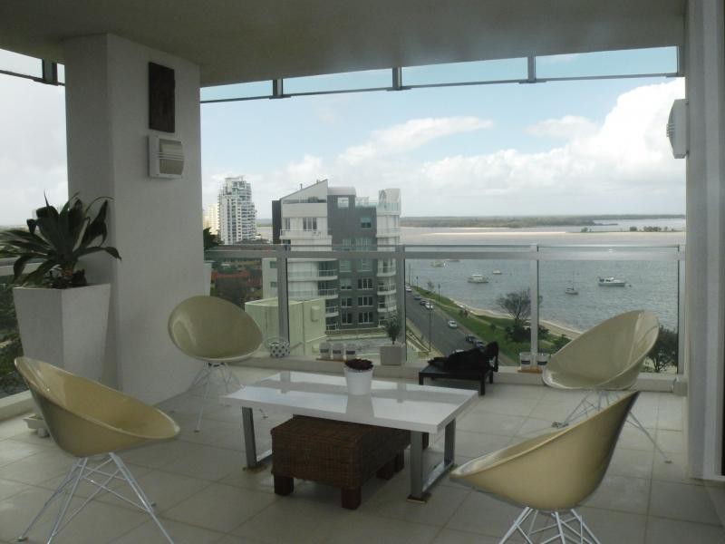 Apt/230 Marine Parade, Labrador QLD 4215