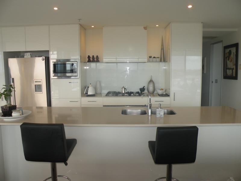 Apt/230 Marine Parade, Labrador QLD 4215