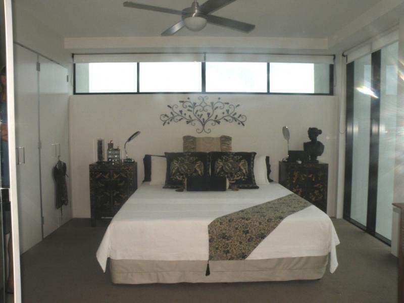 Apt/230 Marine Parade, Labrador QLD 4215