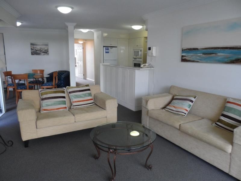 1110 /90  surf parade, Broadbeach QLD 4218
