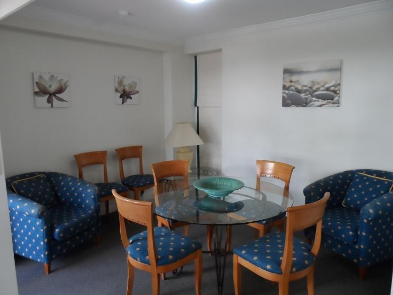 1110 /90  surf parade, Broadbeach QLD 4218