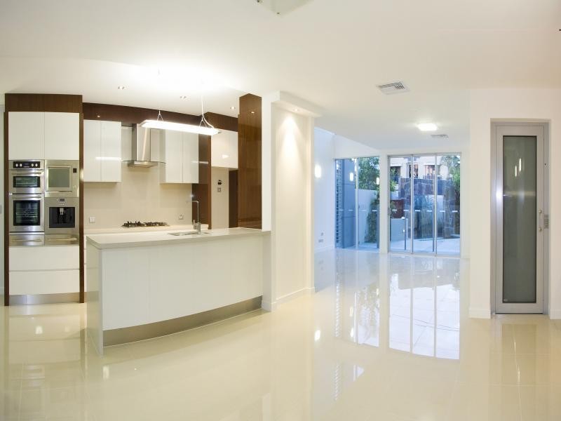 VILLA/56 Stanhill Drive, Surfers Paradise QLD 4217