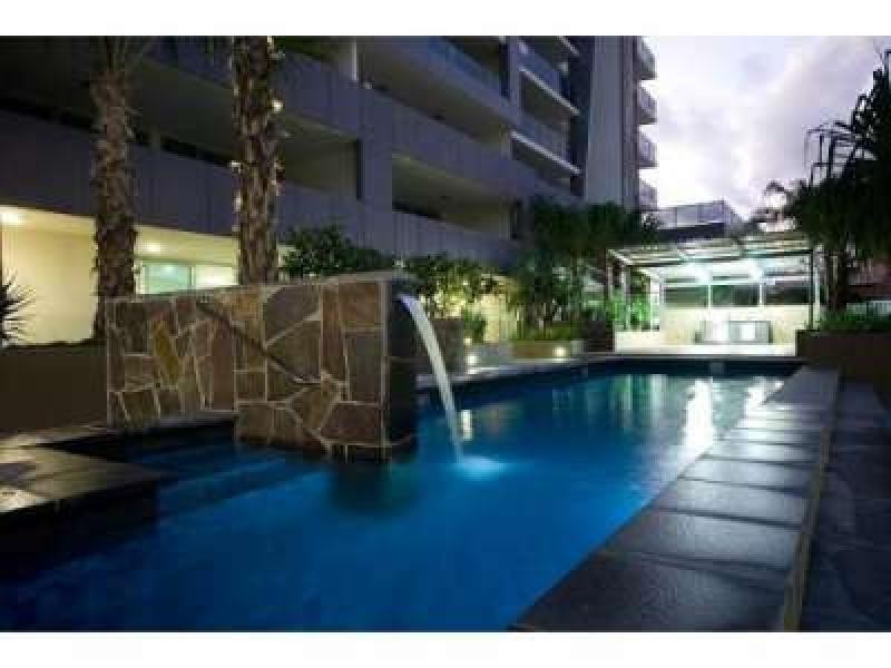 VILLA/56 Stanhill Drive, Surfers Paradise QLD 4217
