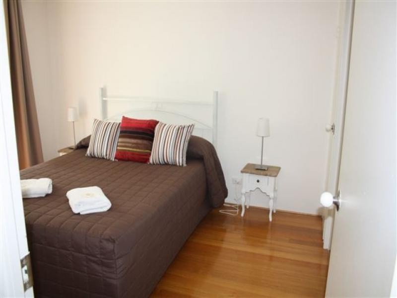 9/11 Breaker Street, Main Beach QLD 4217