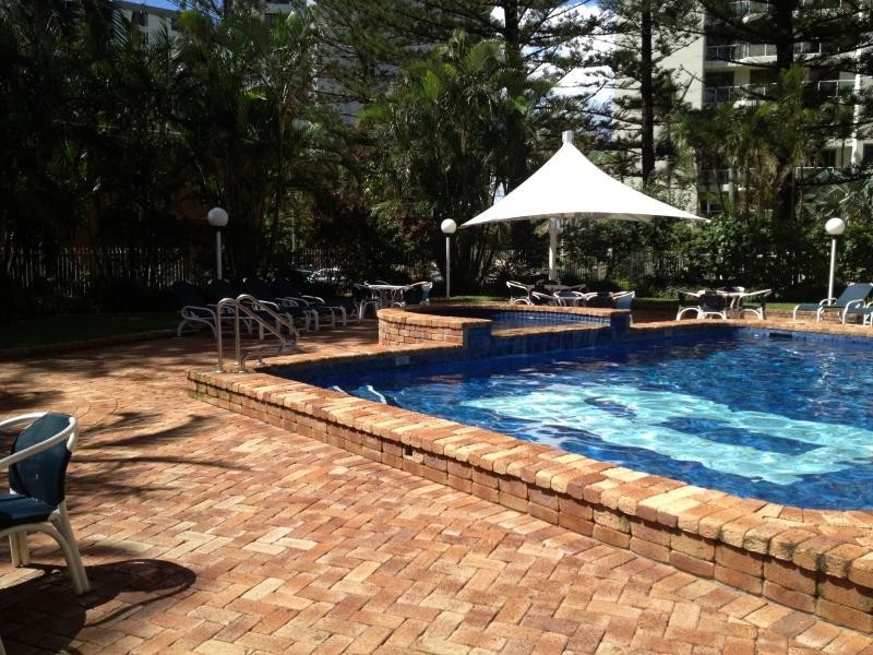 38/87 Old Burleigh Road, Broadbeach QLD 4218