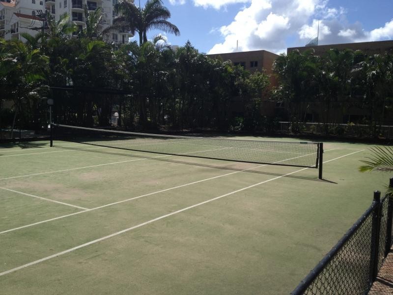 38/87 Old Burleigh Road, Broadbeach QLD 4218