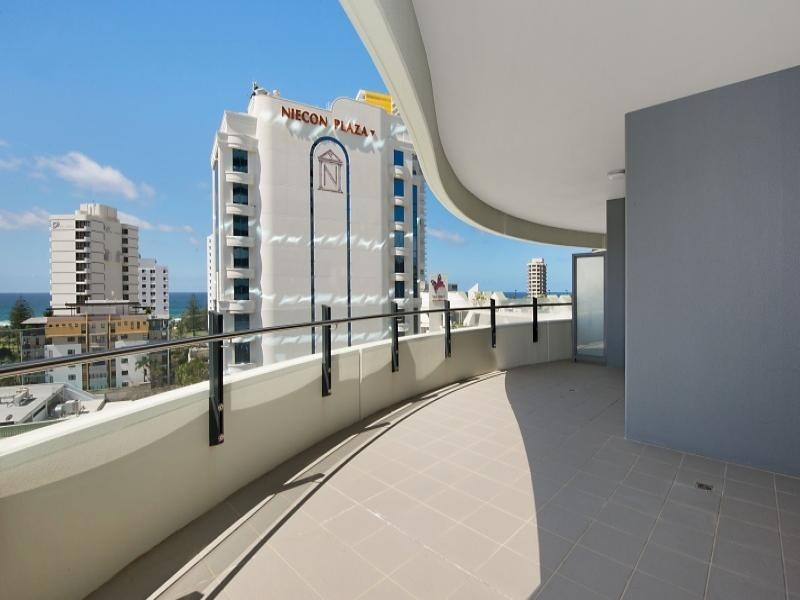 802/89 Surf Pde, Broadbeach QLD 4218