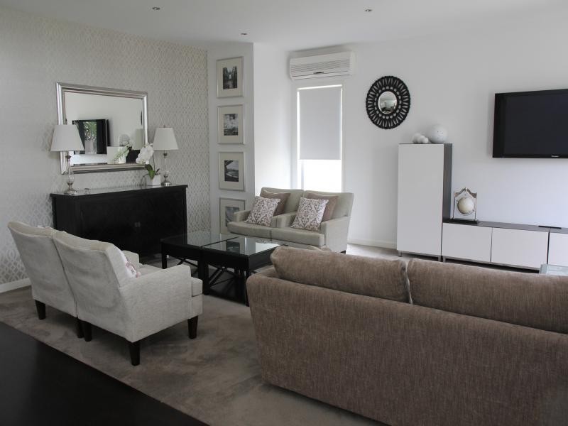 19 Lakeside Avenue, Broadbeach Waters QLD 4218