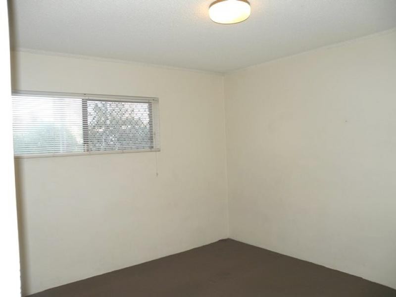 2/11 Old Burleigh Road, Surfers Paradise QLD 4217