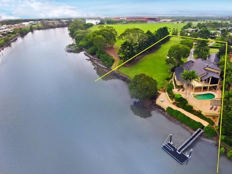 30 Maryland Ave, Carrara QLD 4211