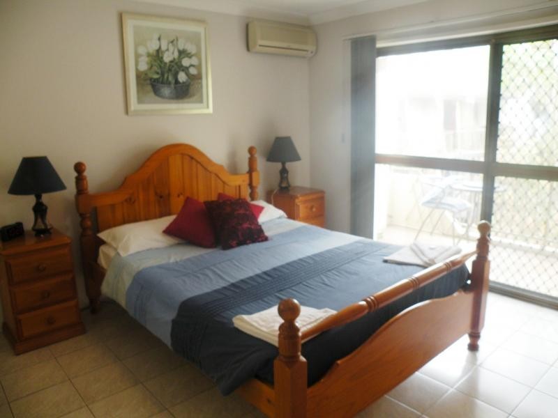 10/117 Old Burleigh Rd, Broadbeach QLD 4218