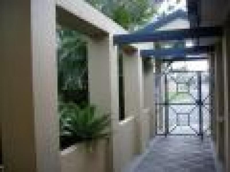 Broadbeach Waters QLD 4218