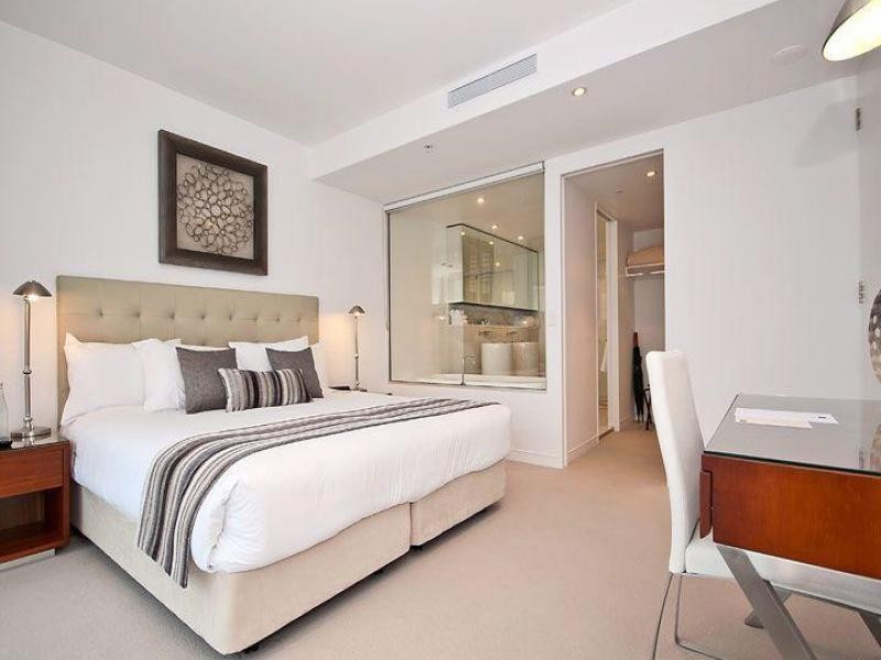 22207/4 – 26 Charles Avenue, Broadbeach QLD 4218