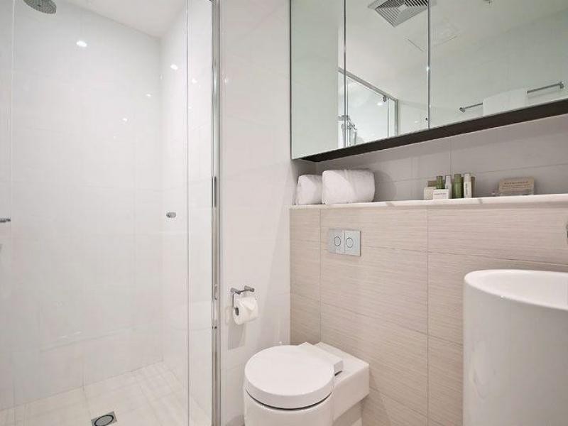 22207/4 – 26 Charles Avenue, Broadbeach QLD 4218