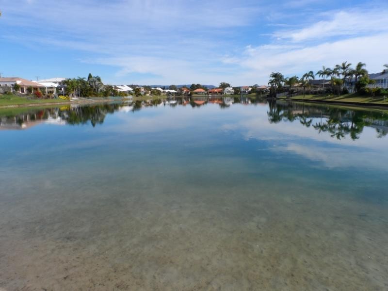 23 Tannah Court, Broadbeach Waters QLD 4218