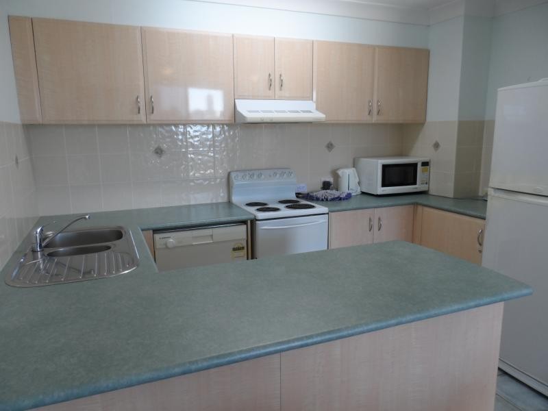 34/35  Broadbeach Bvd, Broadbeach QLD 4218