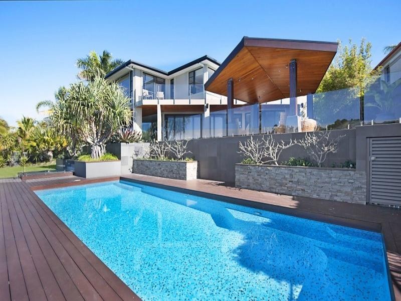 In San Remo Blvd, Sorrento QLD 4217