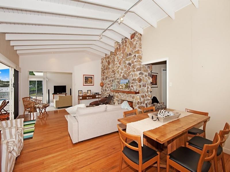 8 Paradise Place, Surfers Paradise QLD 4217