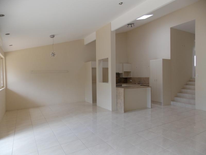 9/9 Freyberg, Sorrento QLD 4217