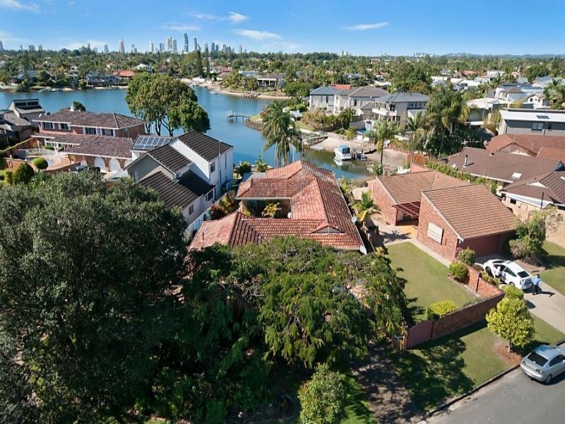49 Blair Athol Crescent, Sorrento QLD 4217