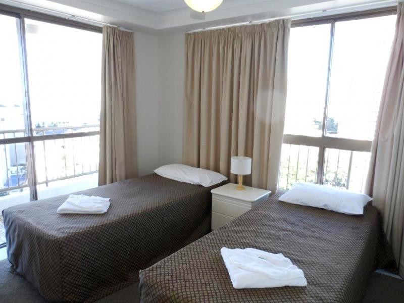 35/4 Britanna Avenue, Broadbeach QLD 4218