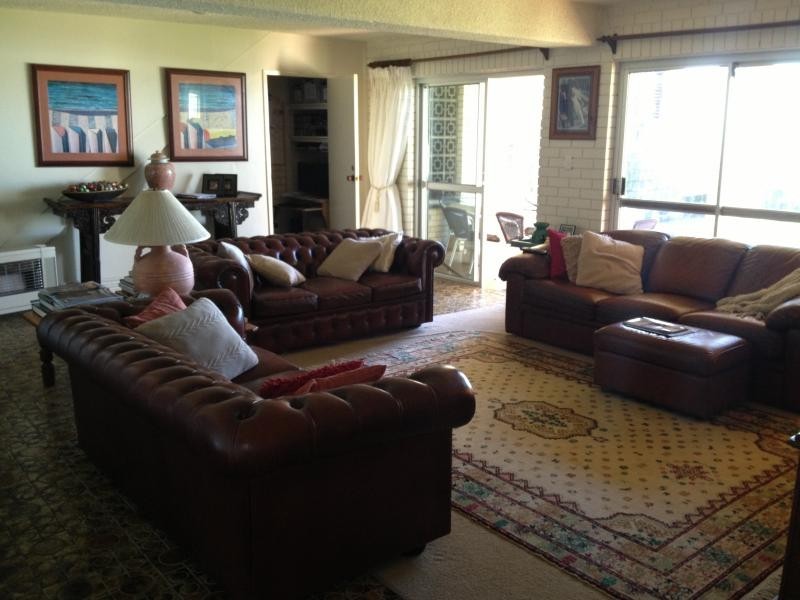 25 Hedges Ave, Mermaid Beach QLD 4218