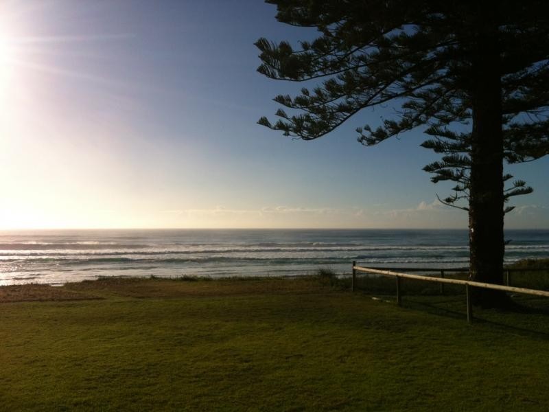 25 Hedges Ave, Mermaid Beach QLD 4218