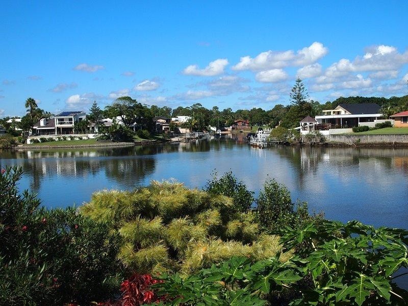 28/7 Campbell Street, Sorrento QLD 4217